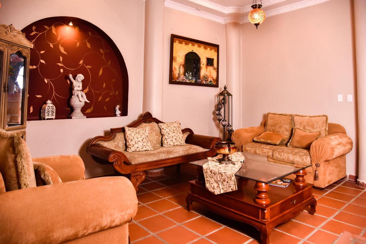 Hotel Boutique Casa Ruth En Cuenca Luaran gambar